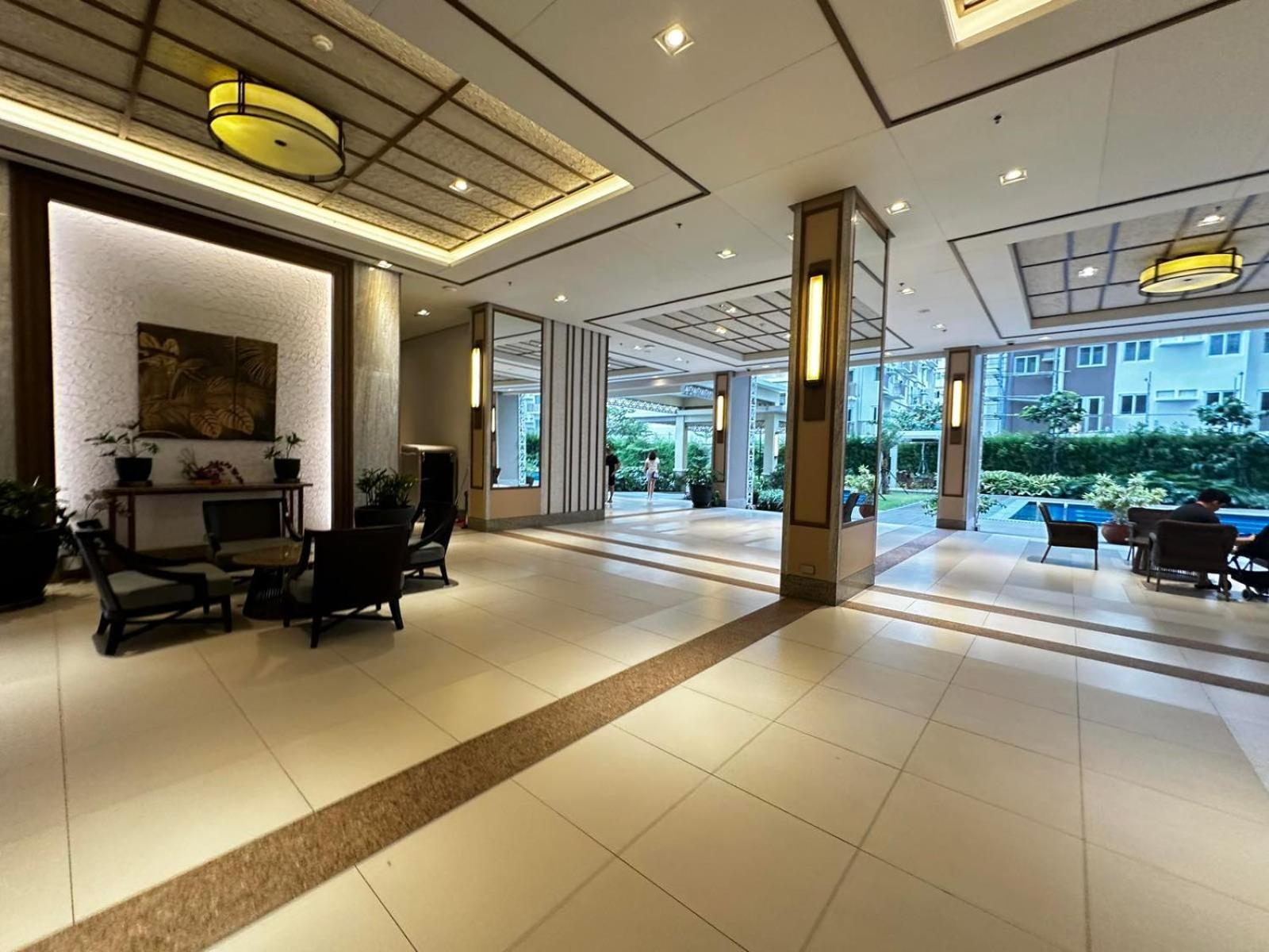 2 Bedroom Condo Unit Near Sm Bf & Naia At The Atherton By Dmci With 2 Balcony Paranaque City Zewnętrze zdjęcie