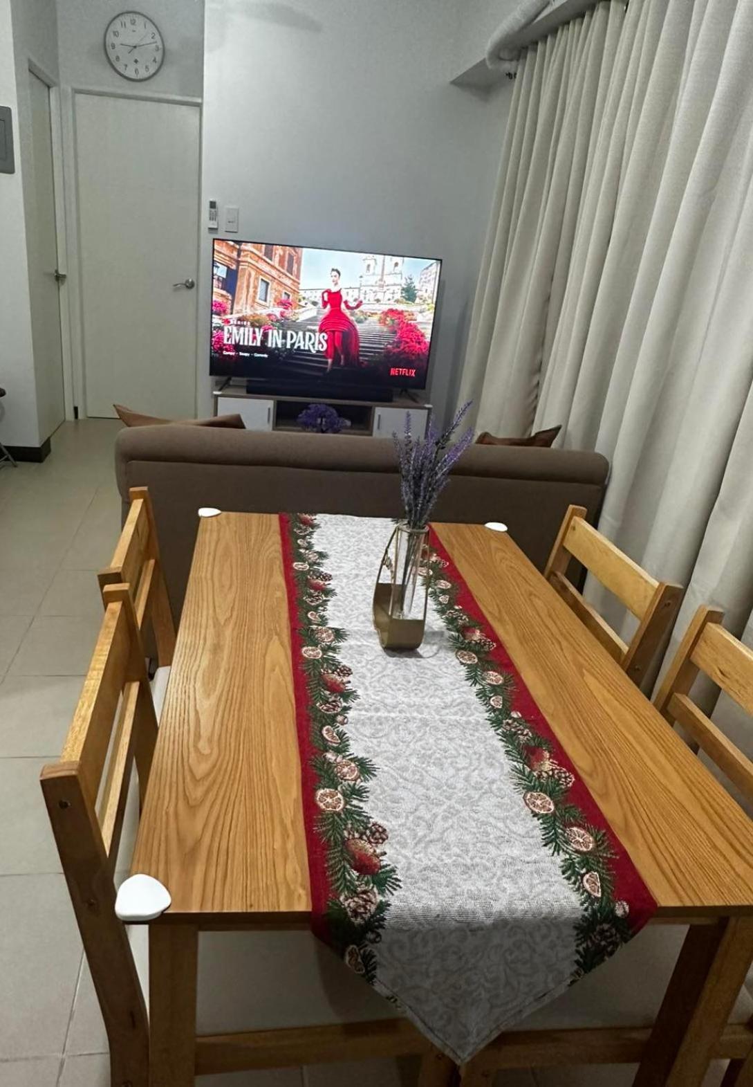 2 Bedroom Condo Unit Near Sm Bf & Naia At The Atherton By Dmci With 2 Balcony Paranaque City Zewnętrze zdjęcie